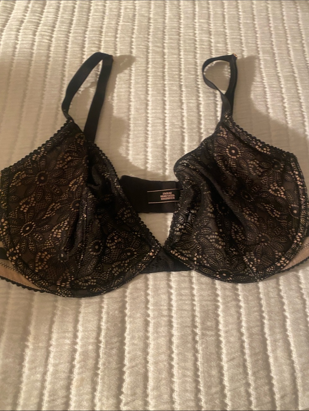 Victoria Secret very sexy 34DDD bra